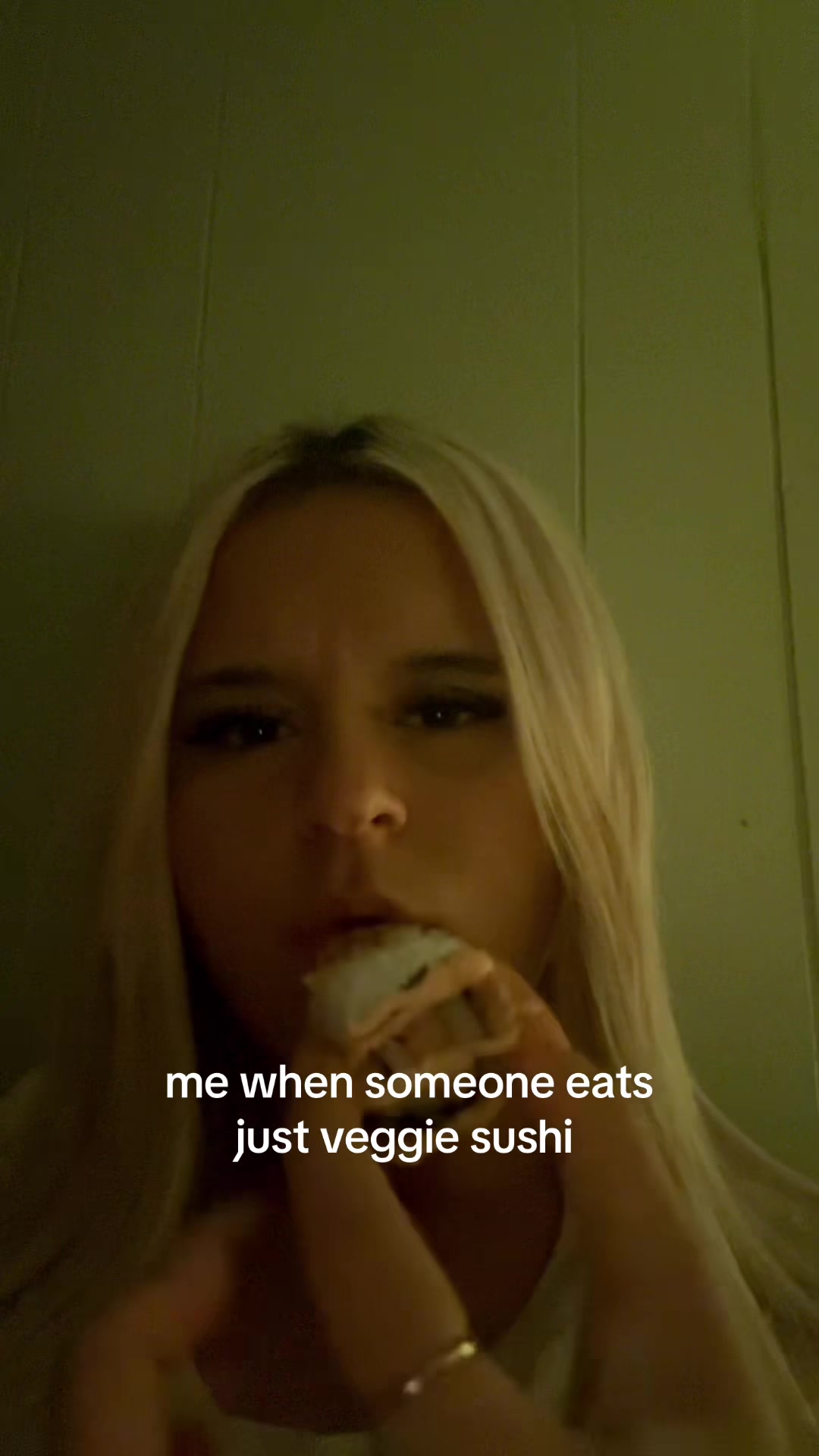 @vjola🩷