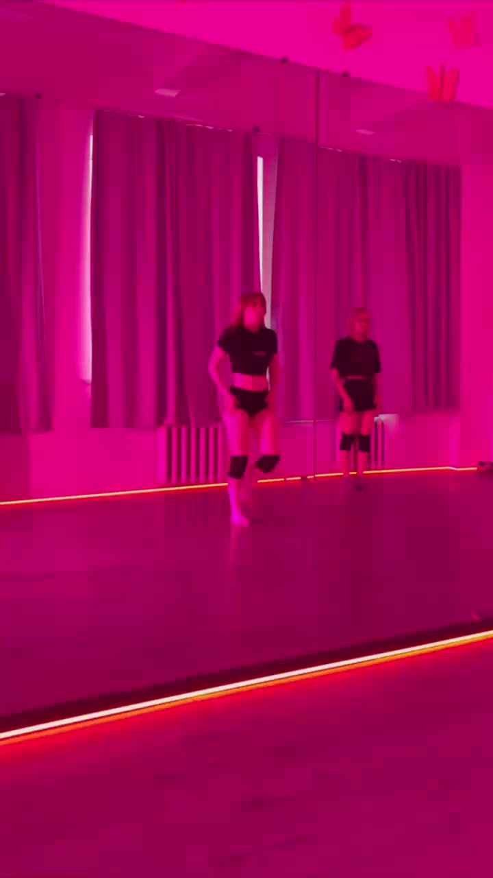 @VVS DANCE STUDIO