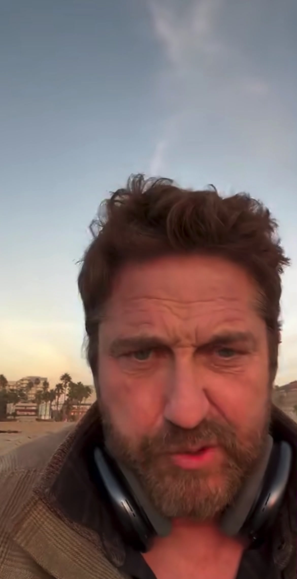 @Gerard Butler