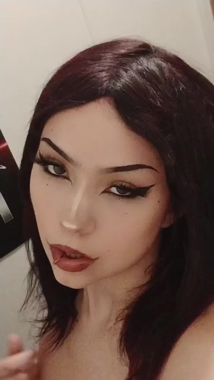 @๐๐๐๐ข๐๐ฃ