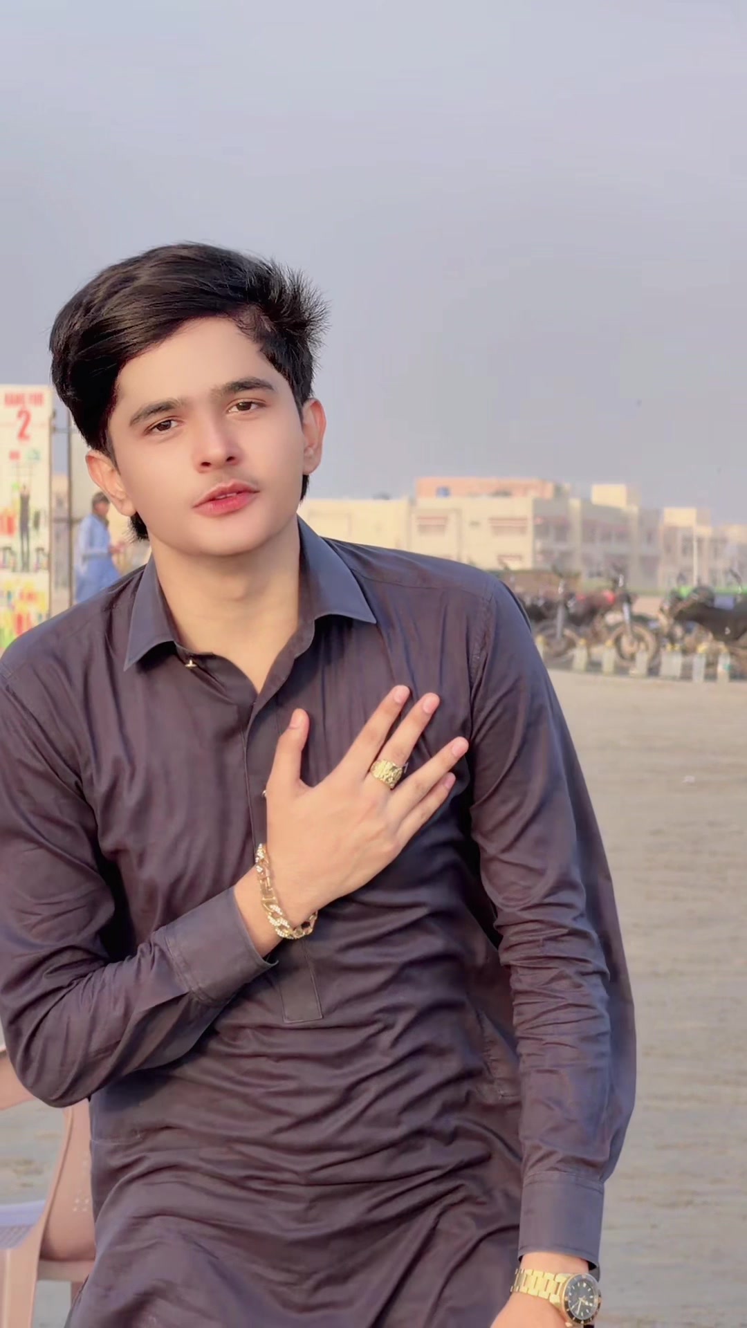 @Adnan Karachi 1