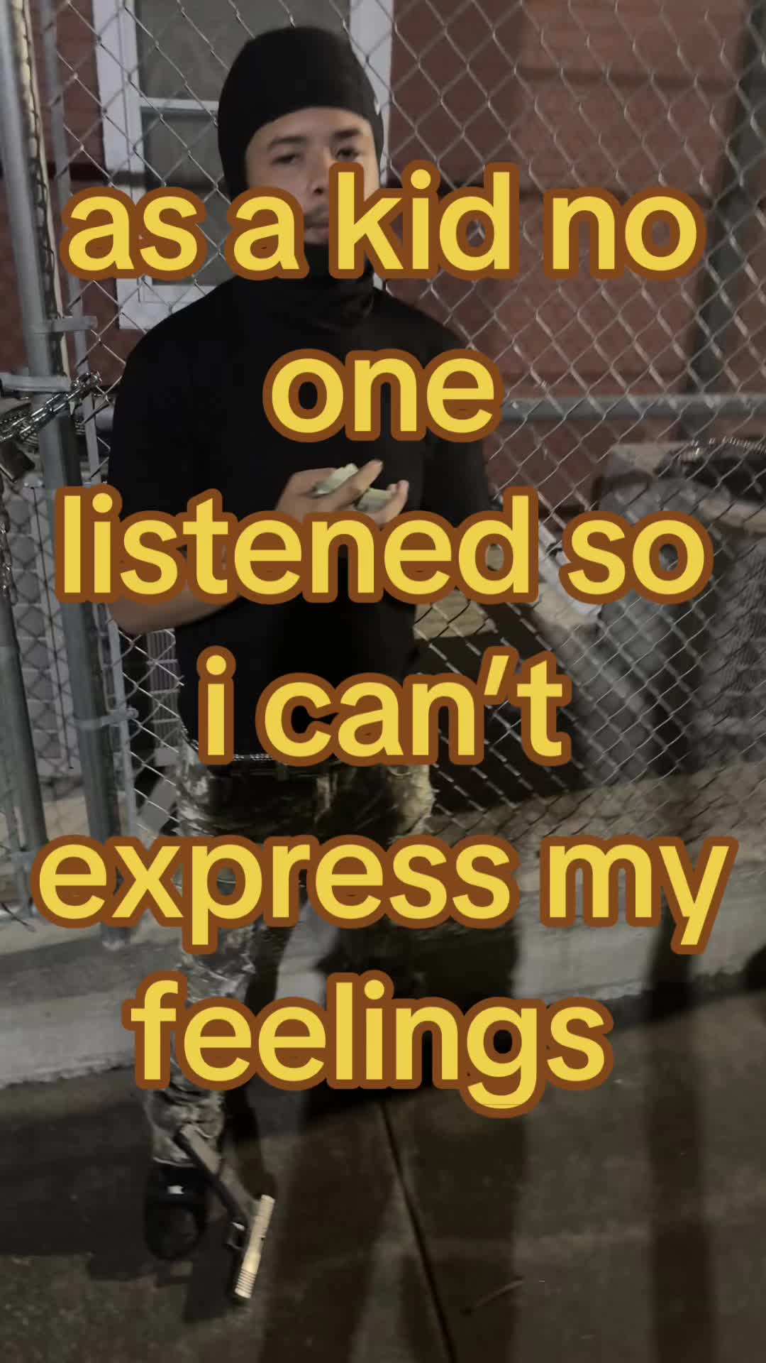 @⃟