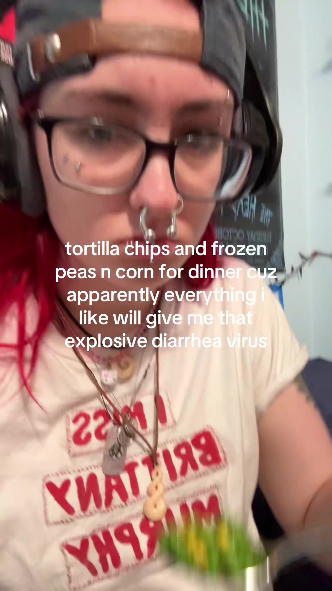 @armless.cum.circle