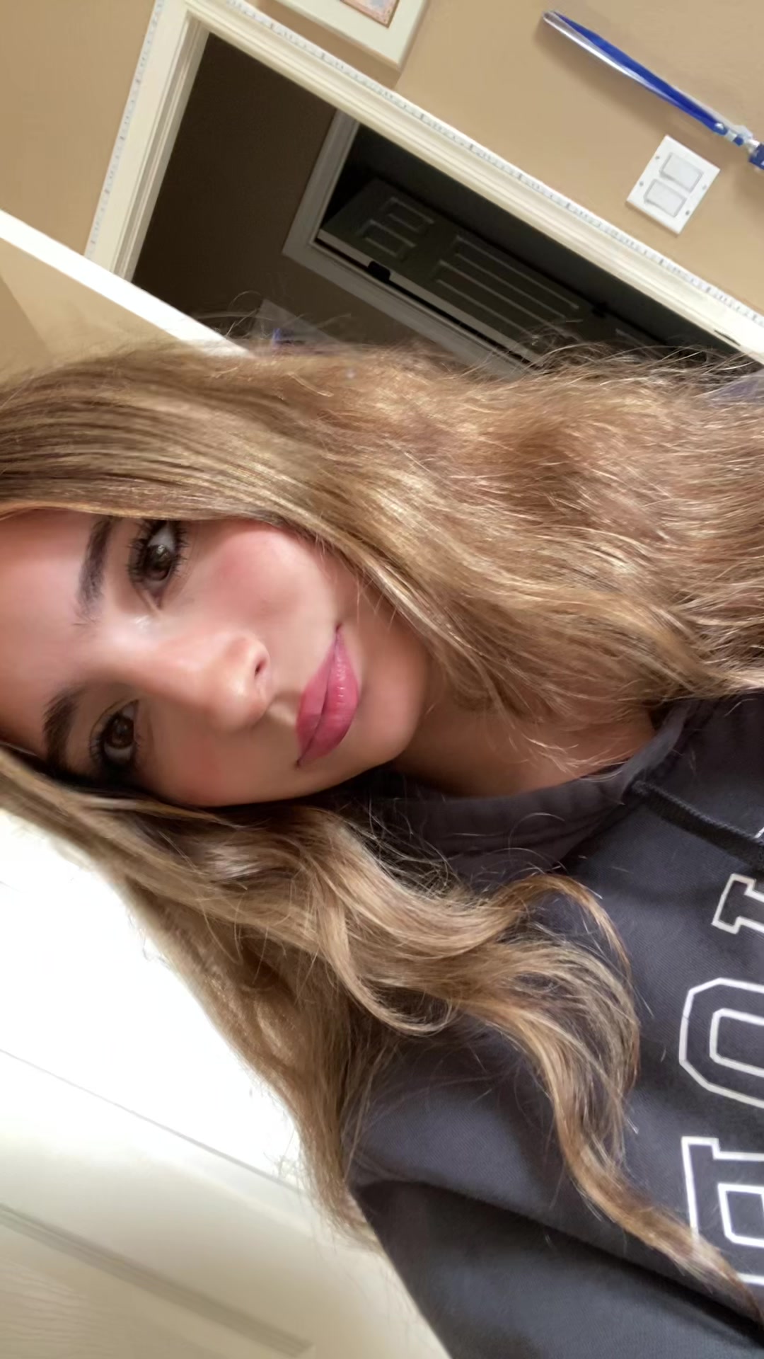 @whoruboi