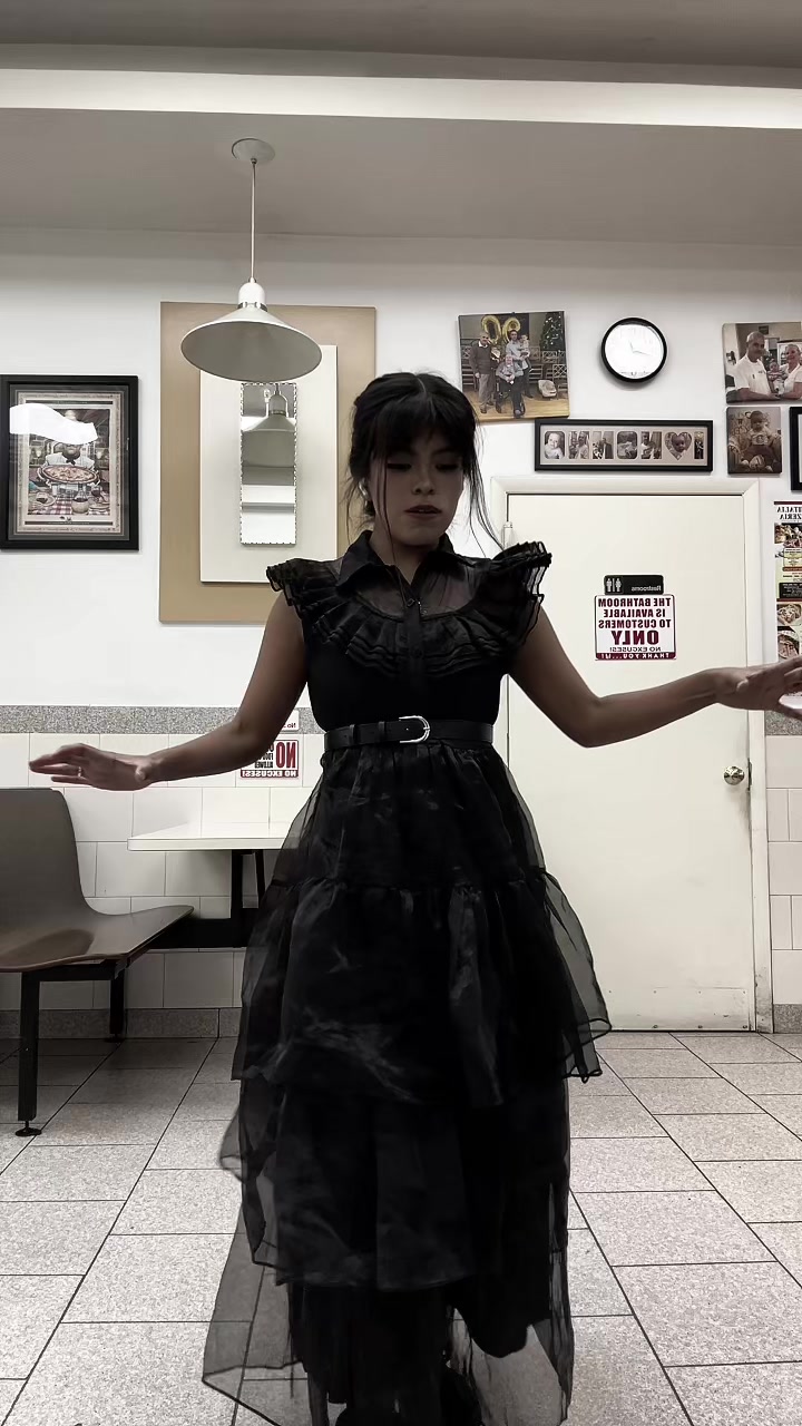 @littlenina.cos