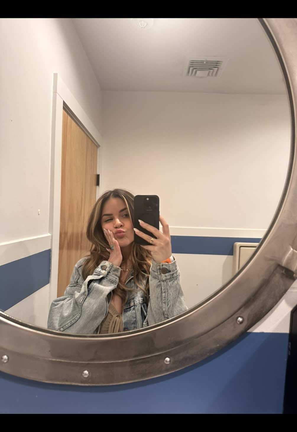 @Veronica. 🌸 ᵕ̈