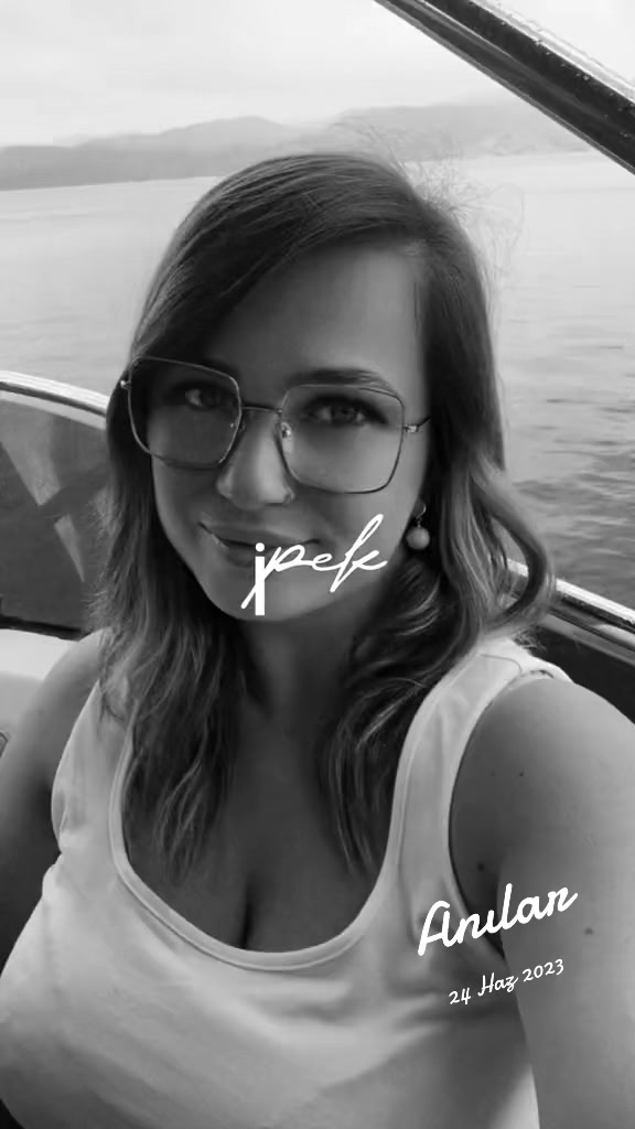 @İpek__