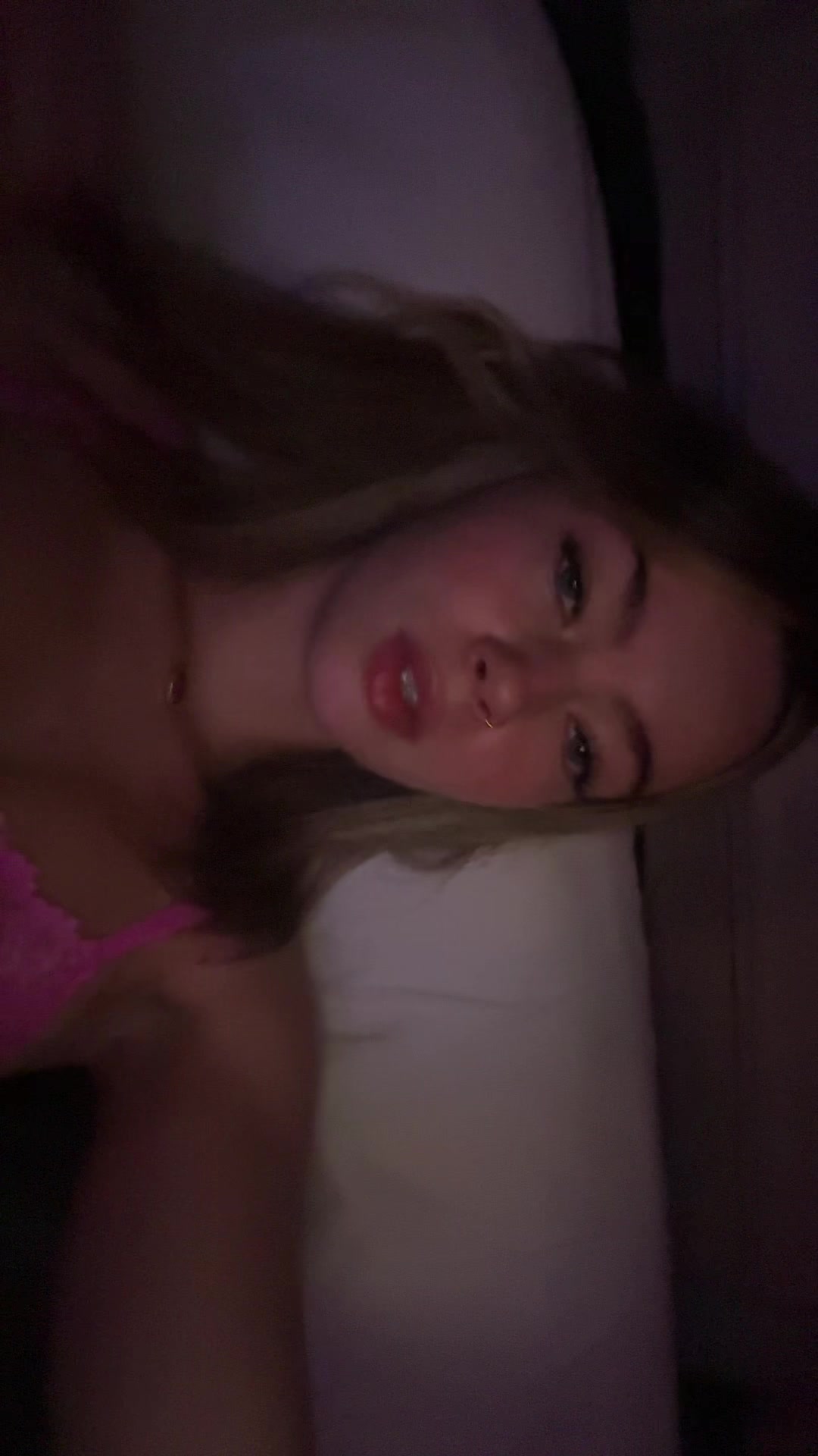 @izzy