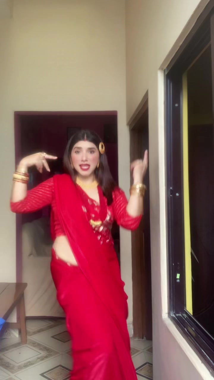 @Luxmi Tiwari🧿