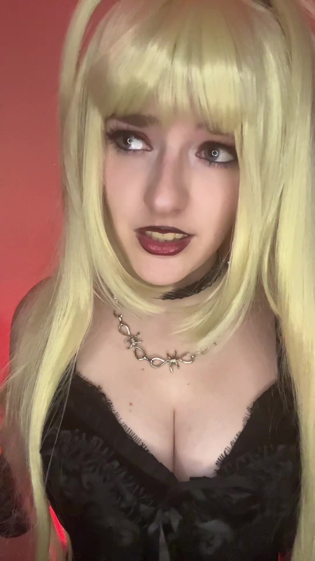 @Elise🧟&zwj;♀️