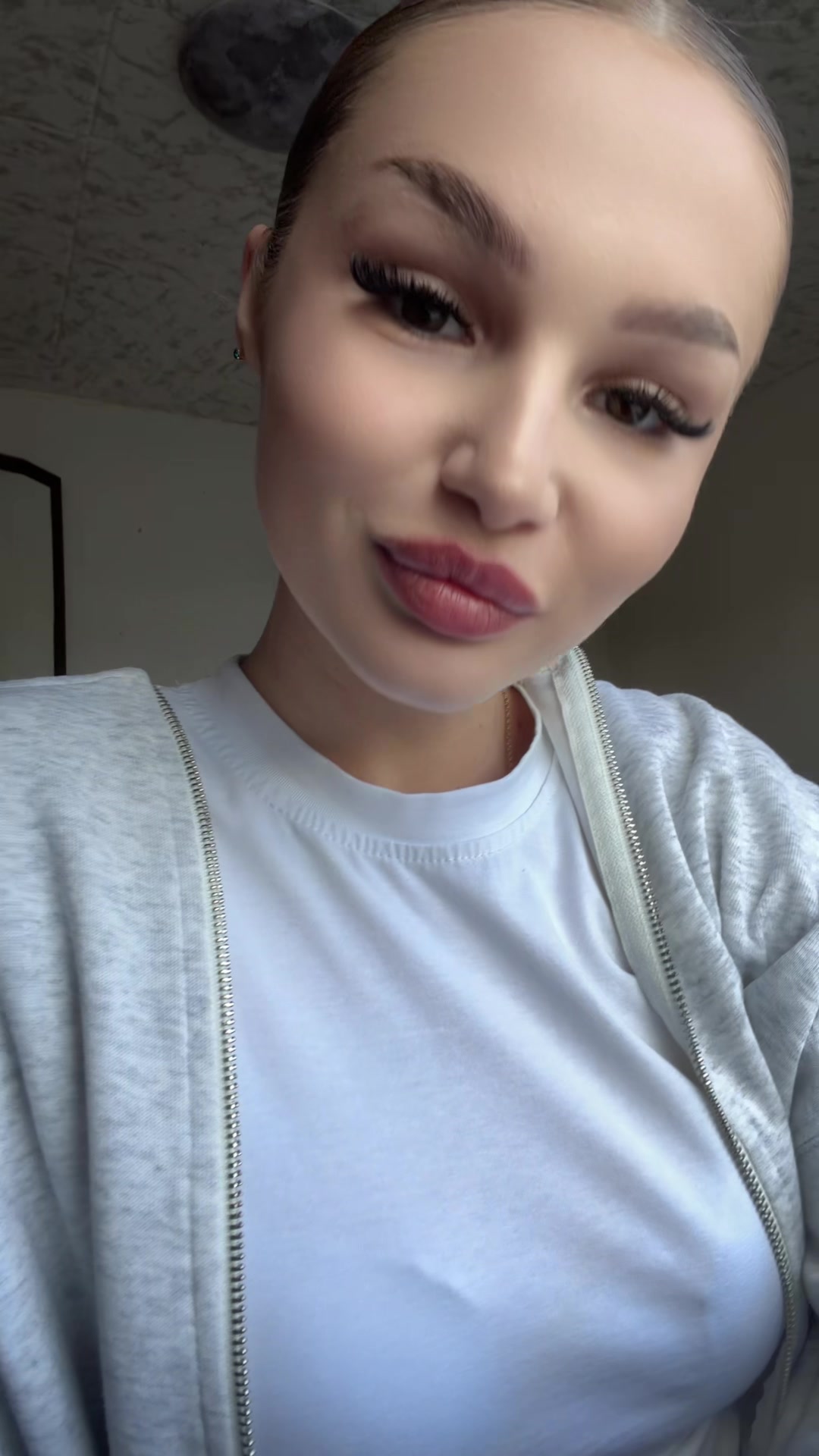 @с любовью, Е.🧿