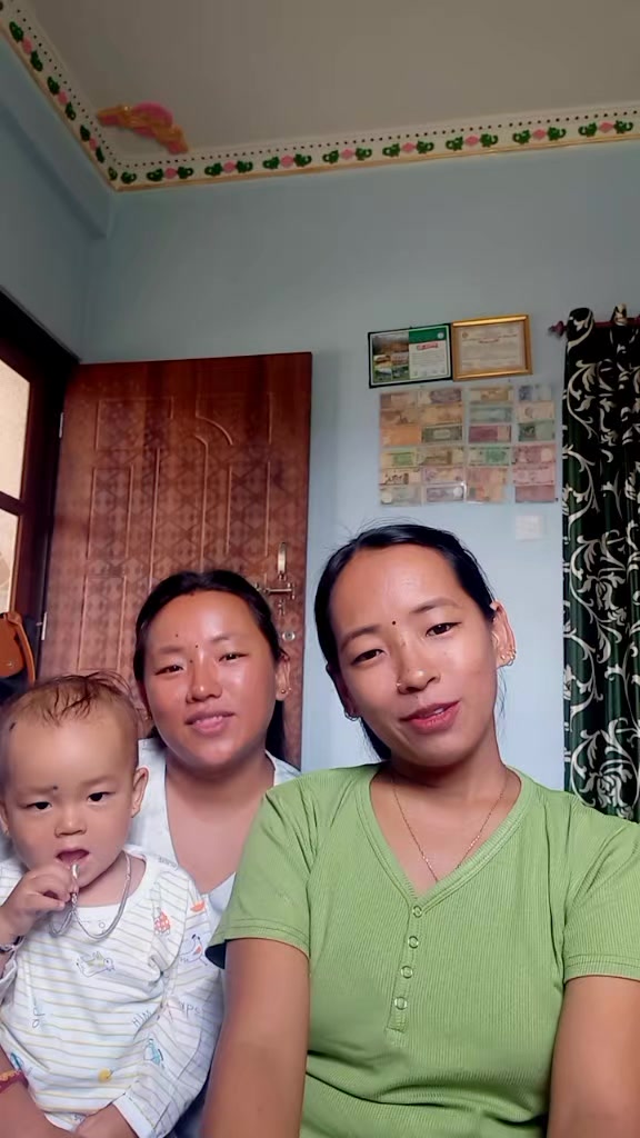 @ऋ...तु,,🌸