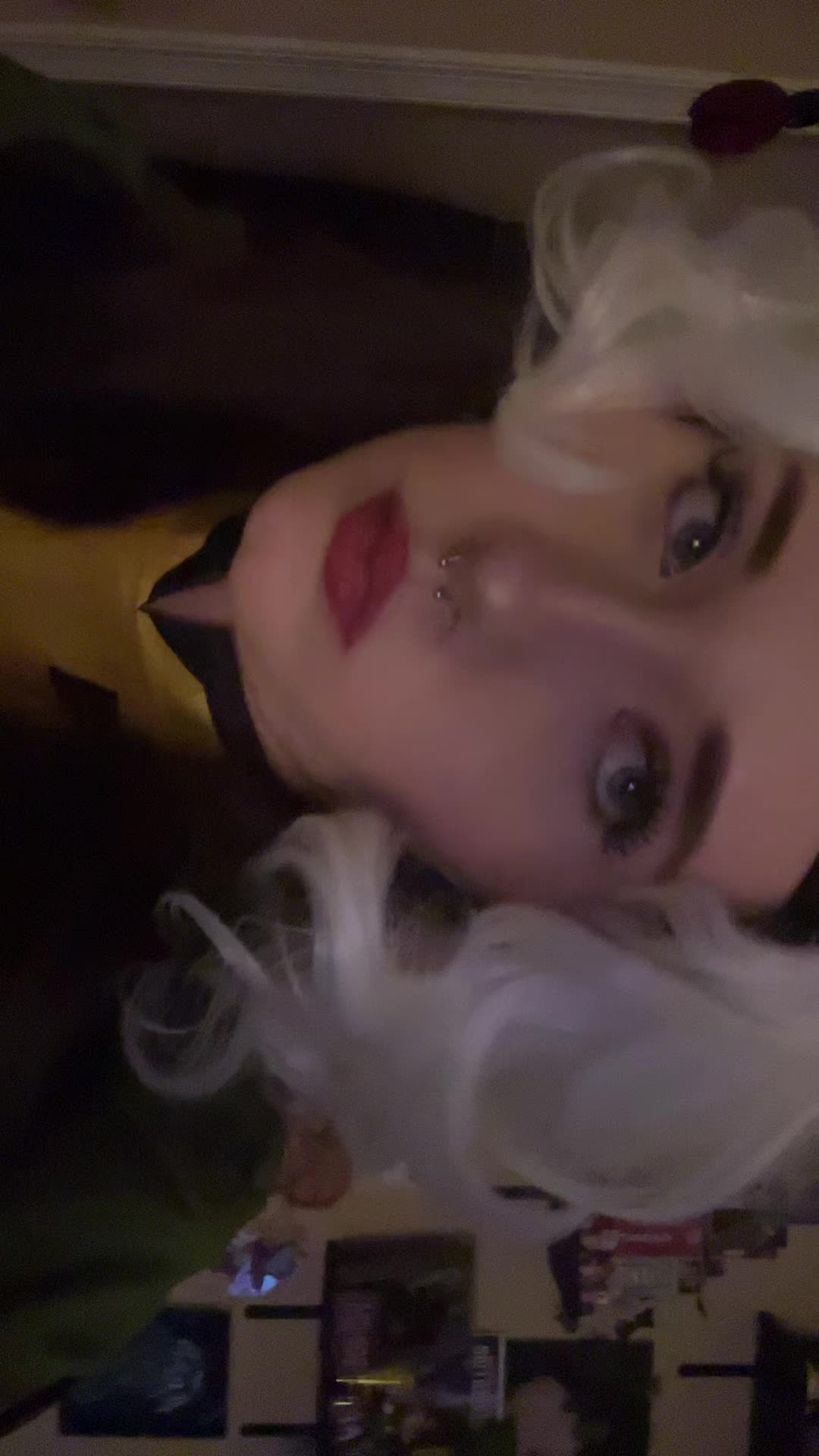 @strawberry_bun_cosplay