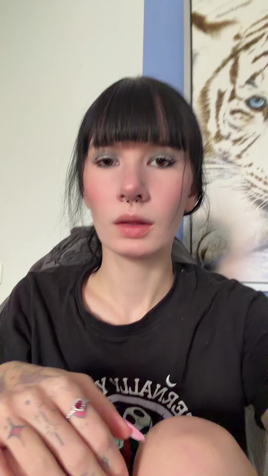 @𝓵𝓪𝓻𝓪