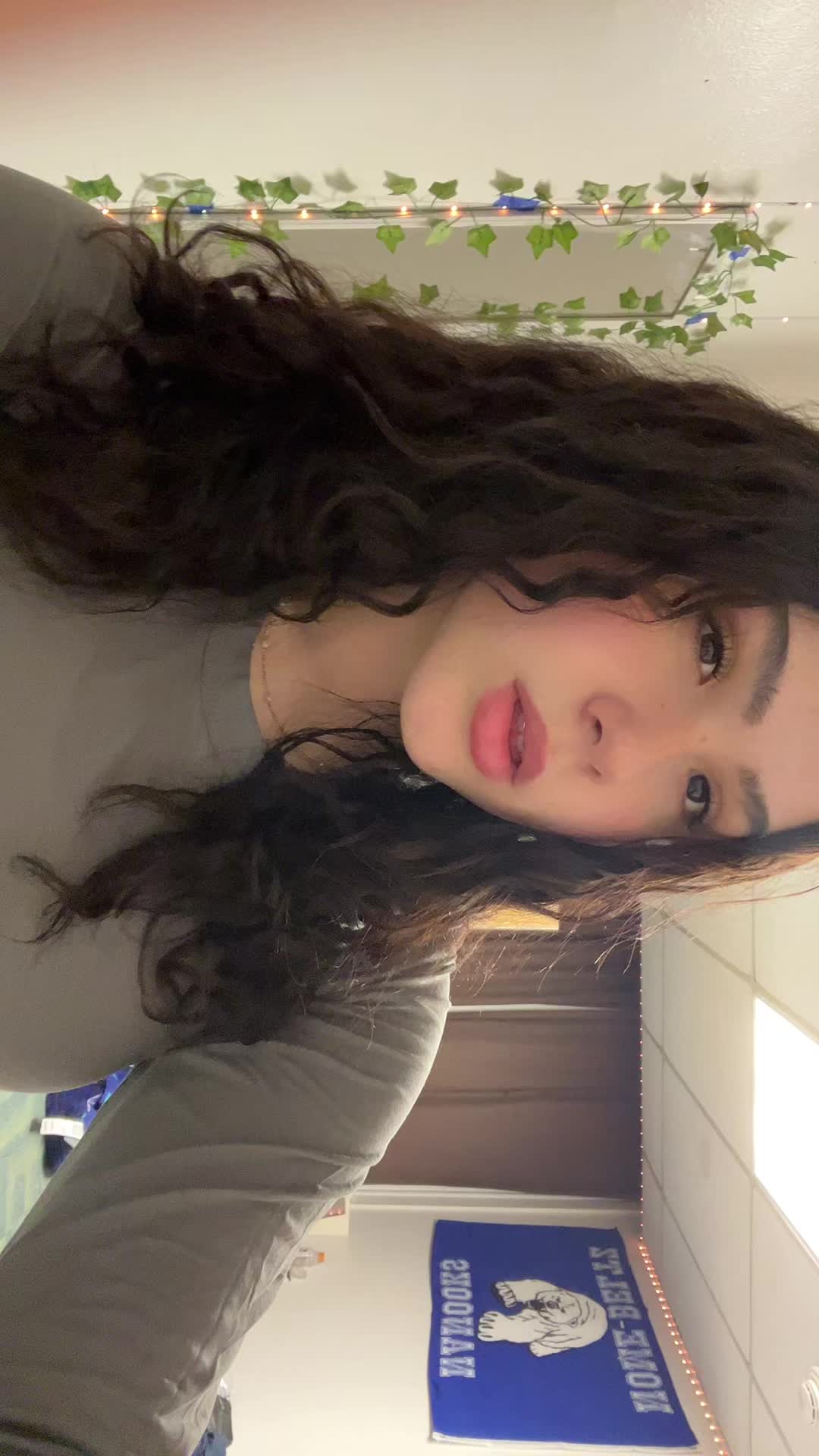 @️