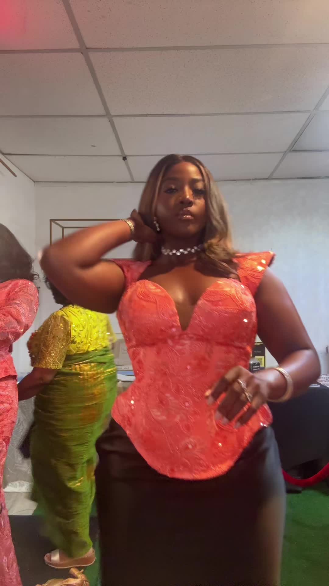 @Ewaistheone