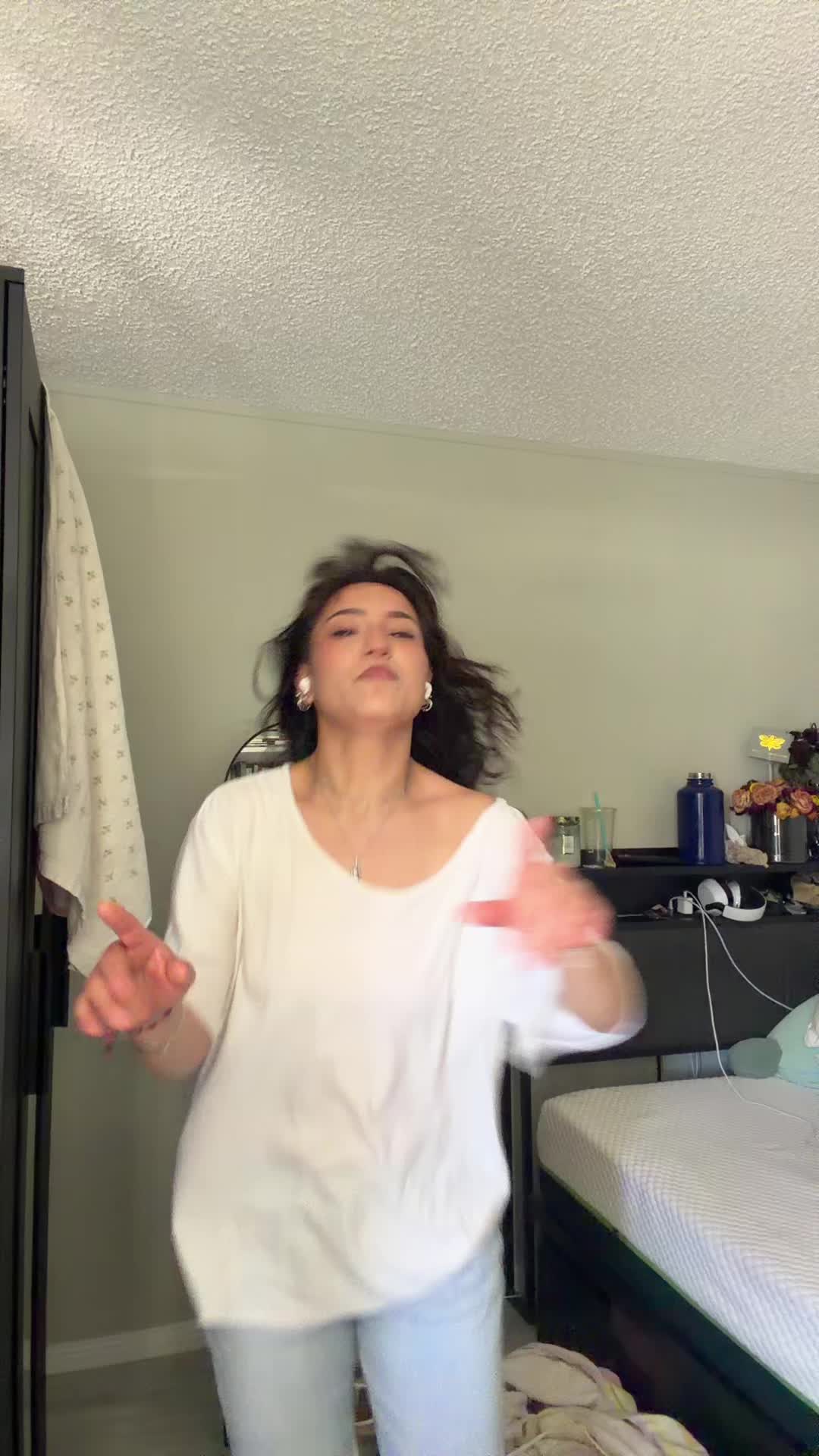 @indiyazrm