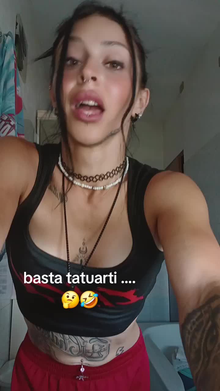 @Jeyy