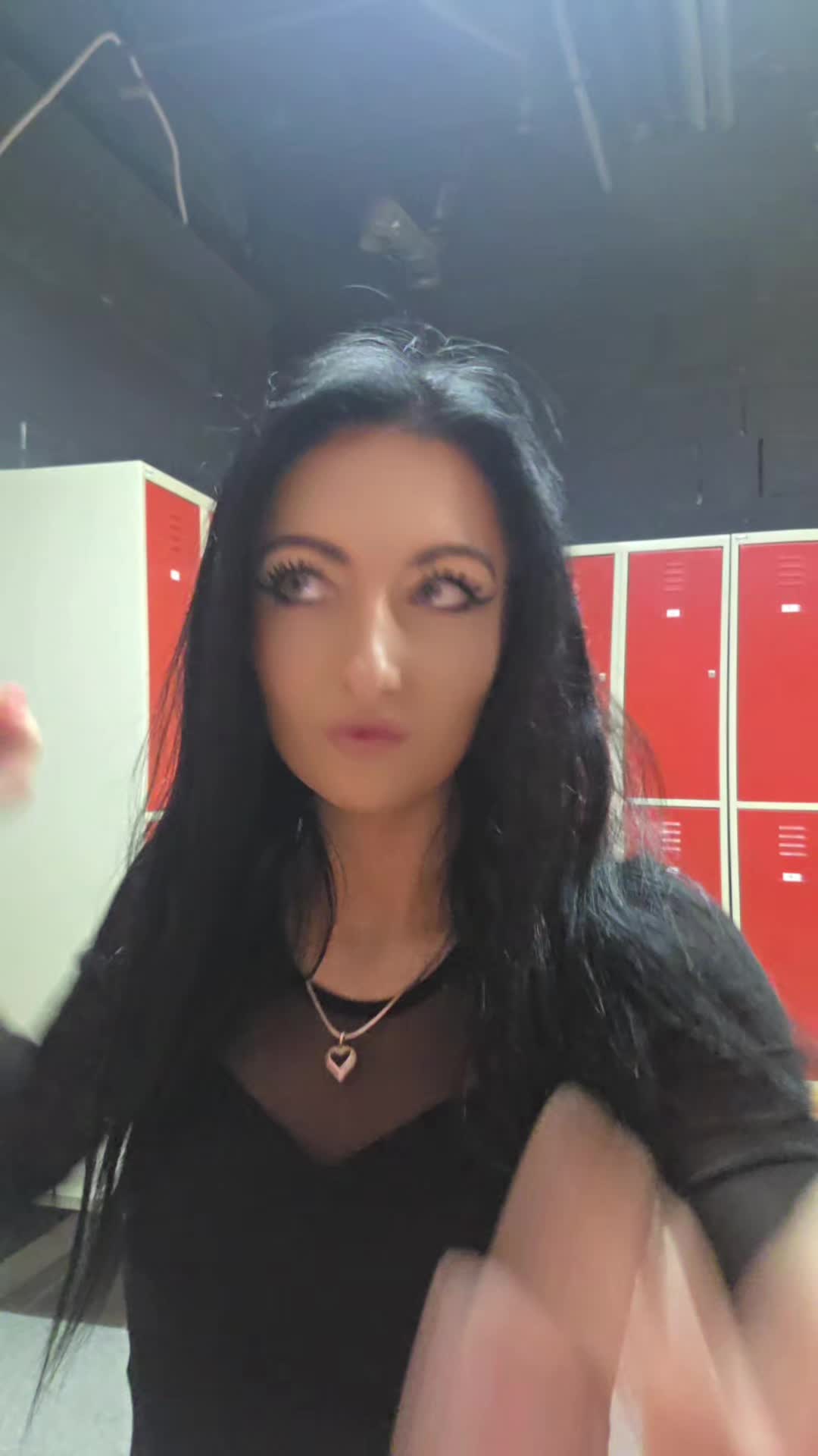 @czarnarewelka