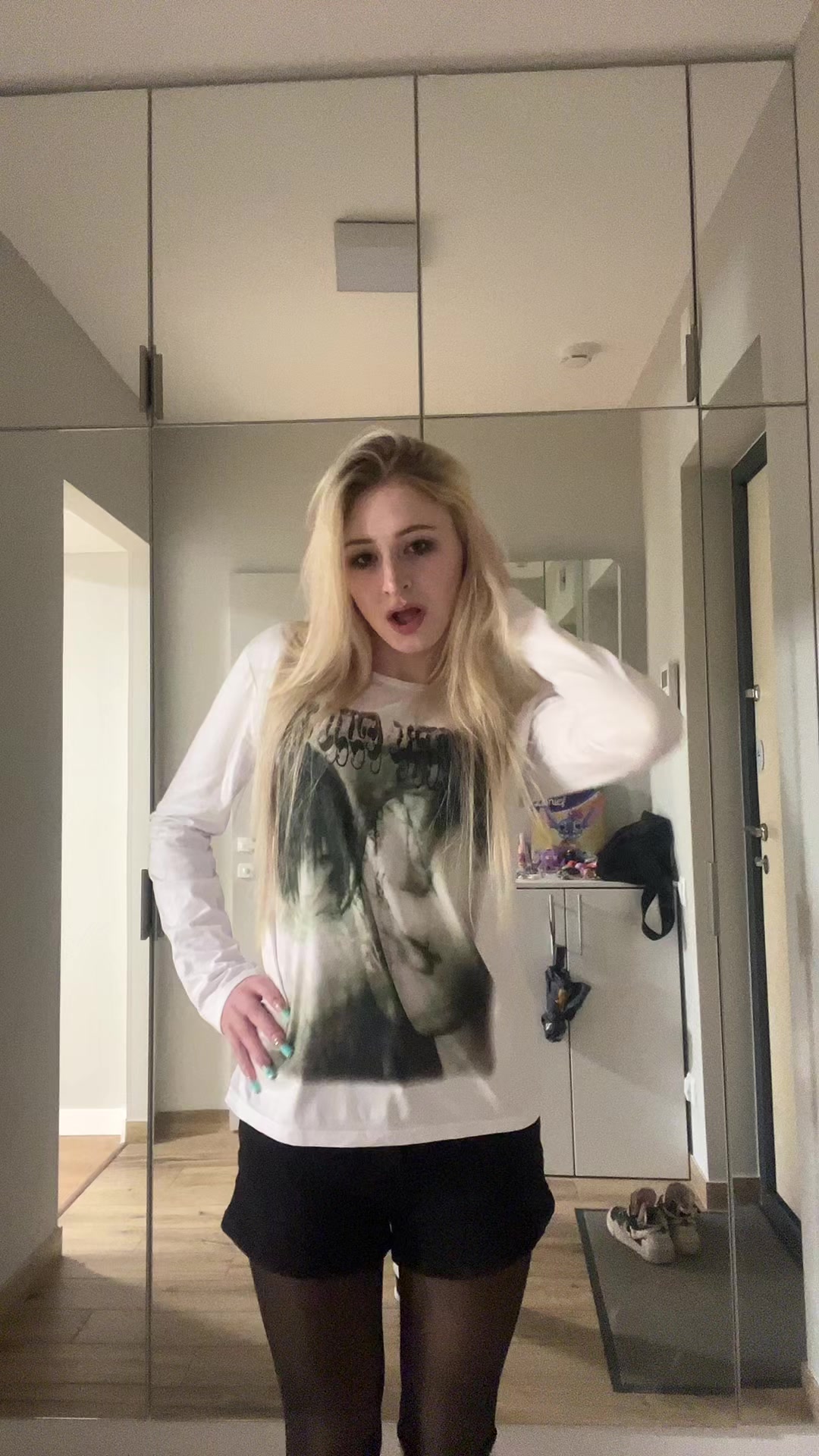 @kisswnnyc