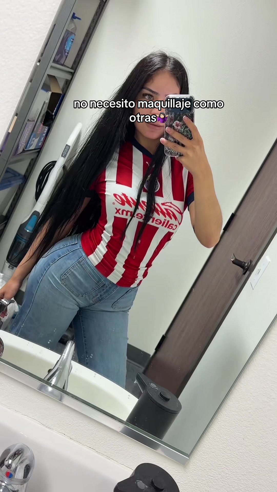 @𝑒𝓂𝒾𝓁𝓎♥️