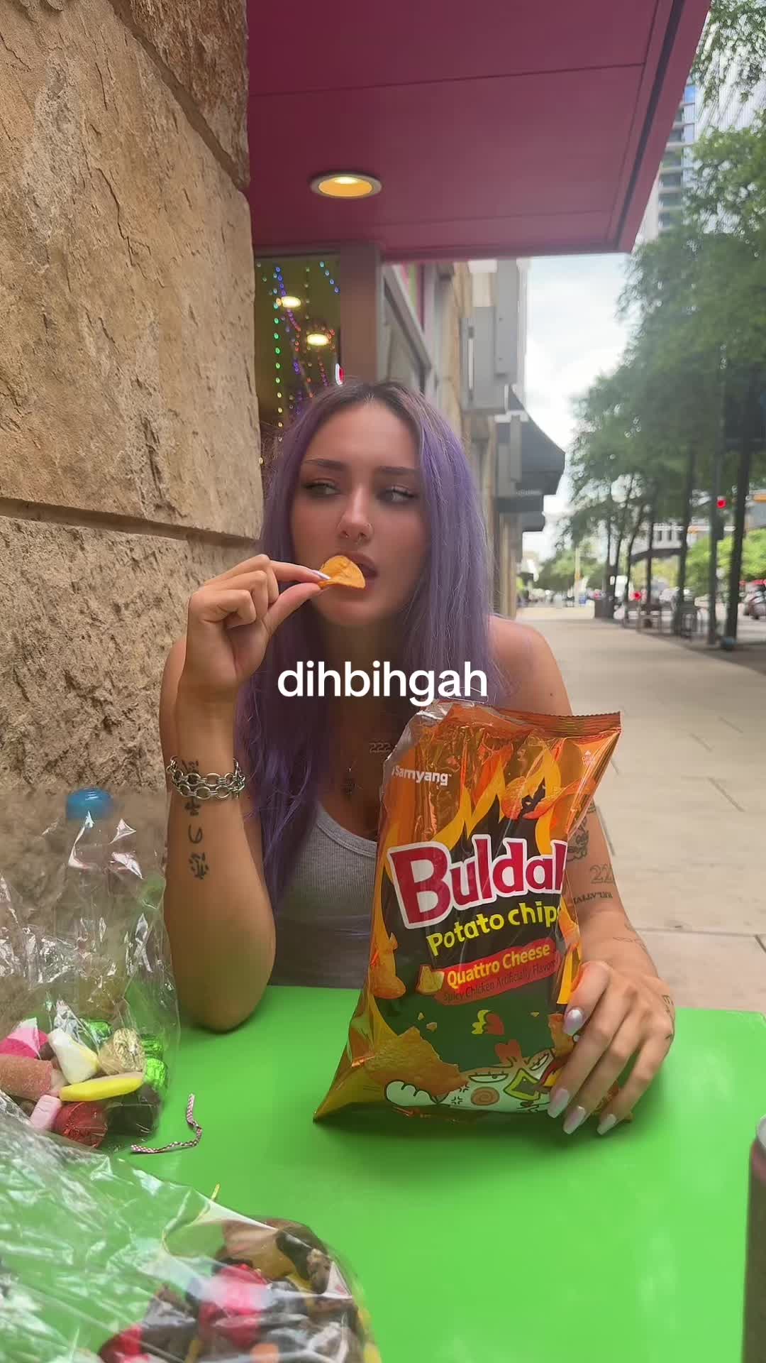 @beeka 🦨