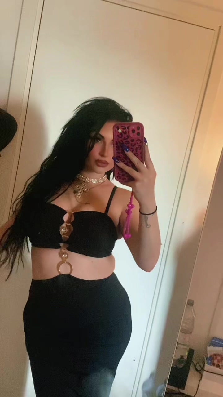 @Roxanne⚜️