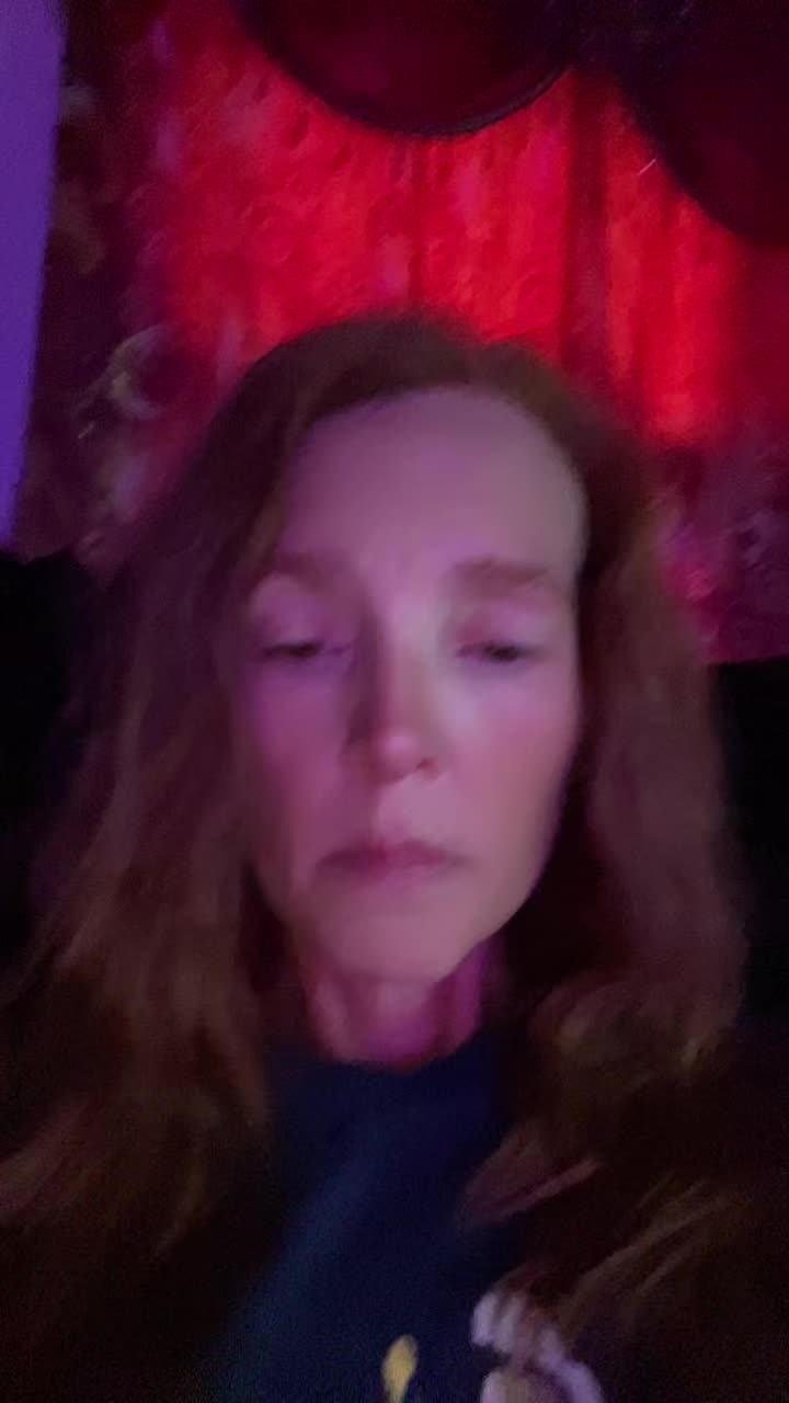 @Leann H. Thatredheadedchick