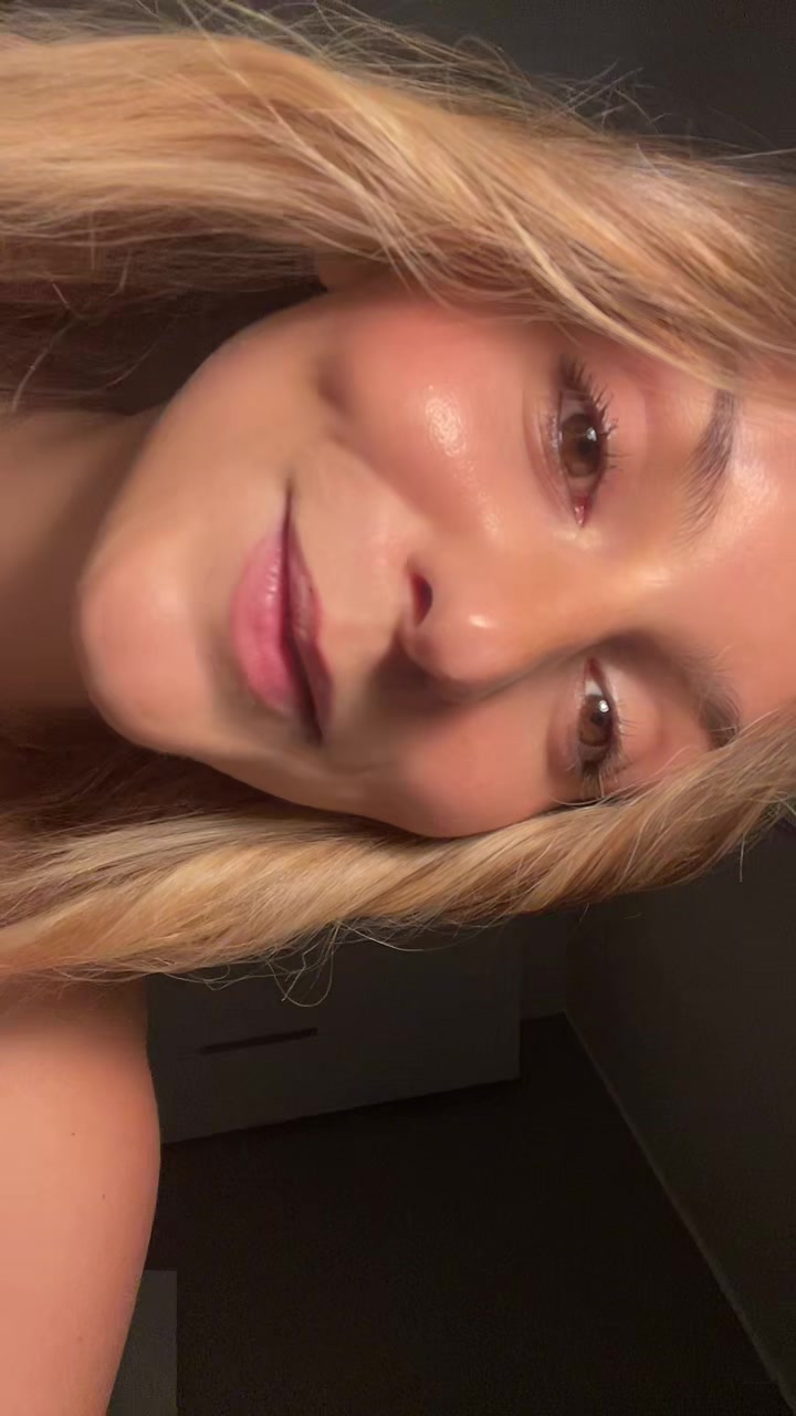@👸🏼