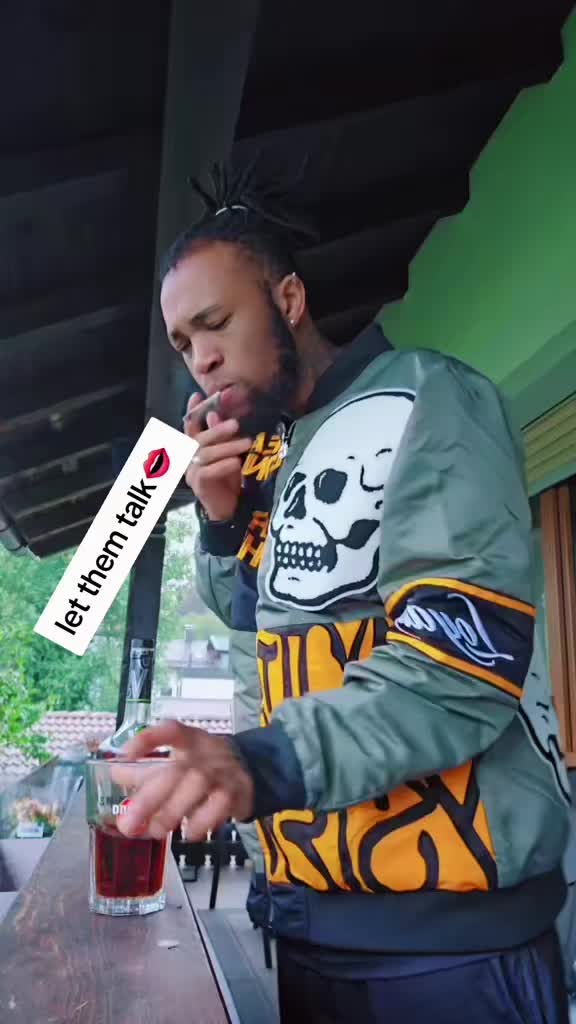 @Juju👹