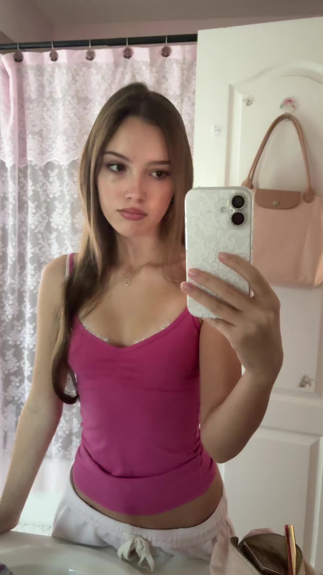 @Margaret🪽་༘࿐