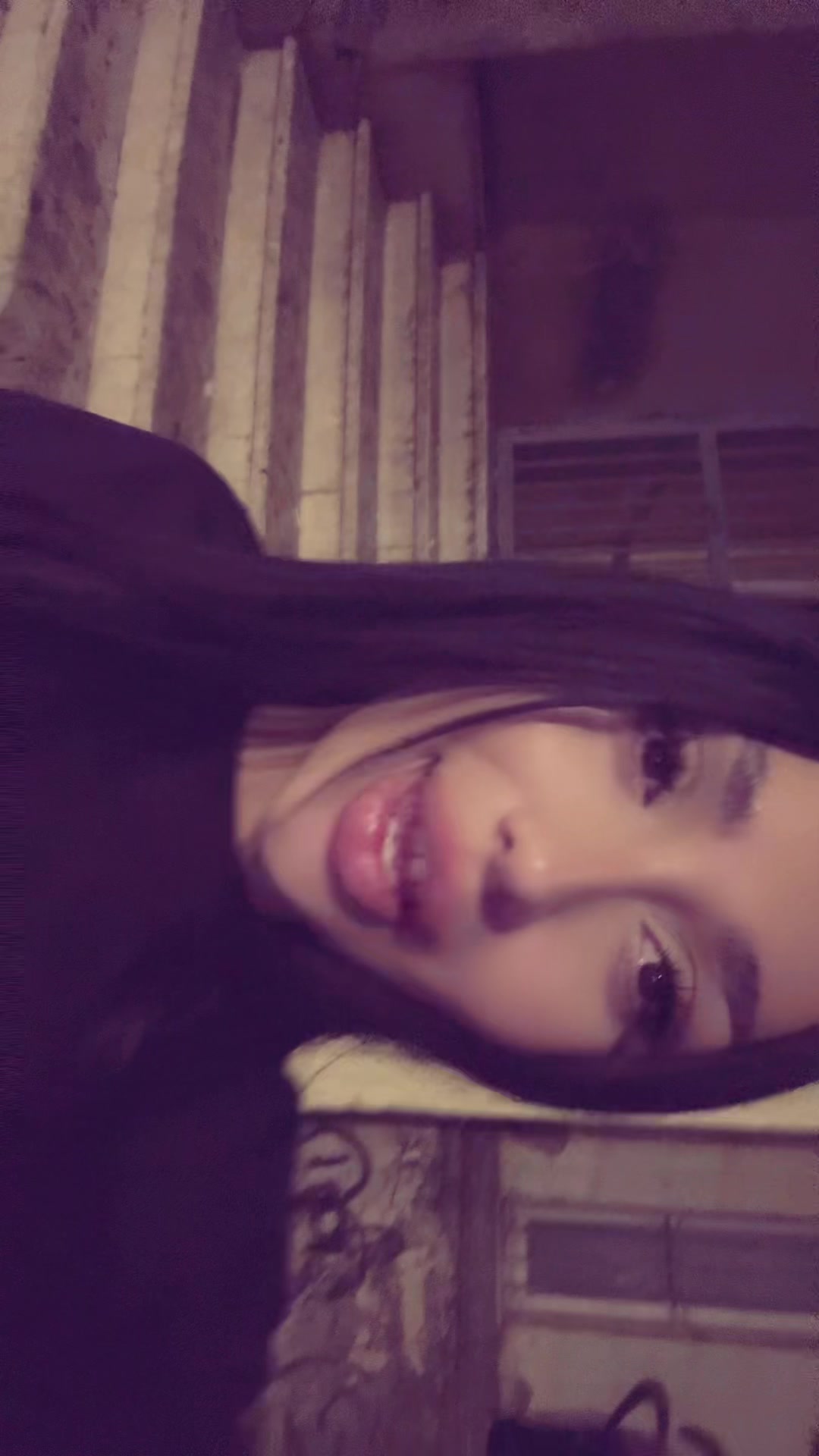 @𝓥𝓡🍒