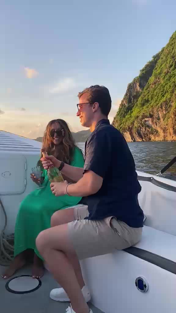 @FeelGood Boat Tours