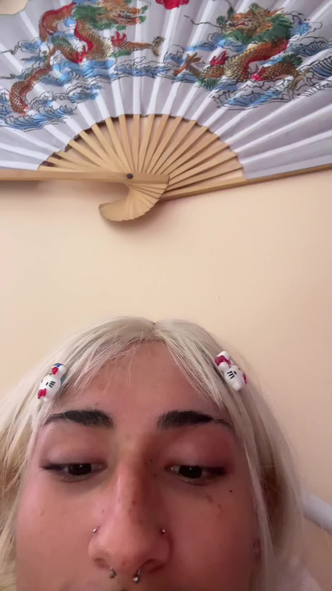 @≽ܫ≼