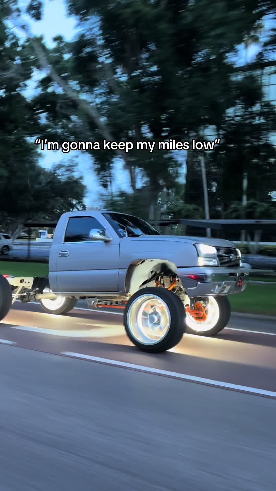 @Katzeye
