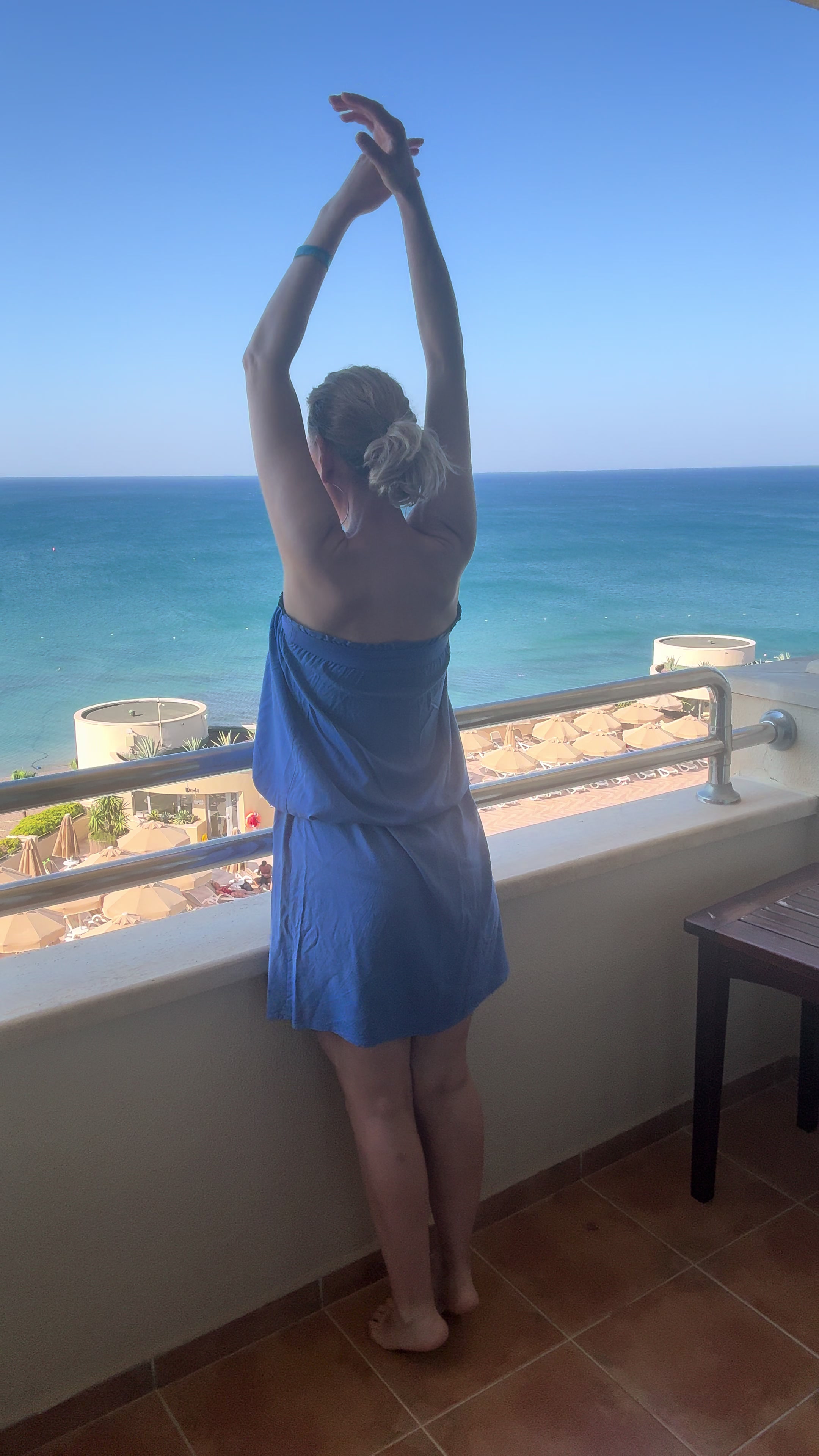 @JULIA 8883