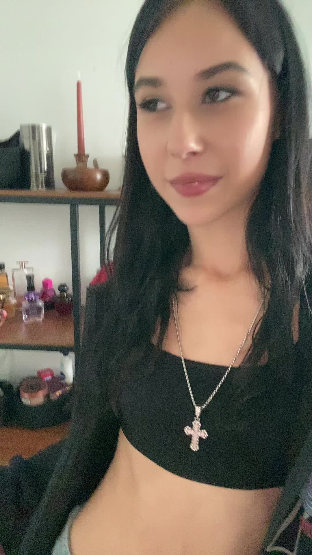@Leyla Noir