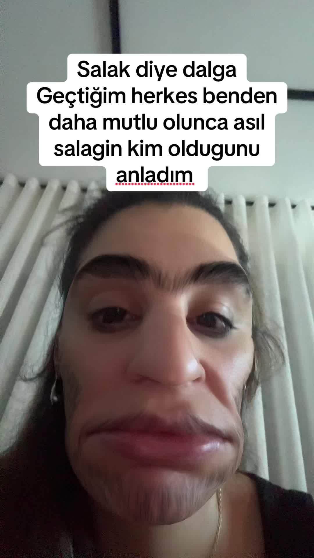 @eKe