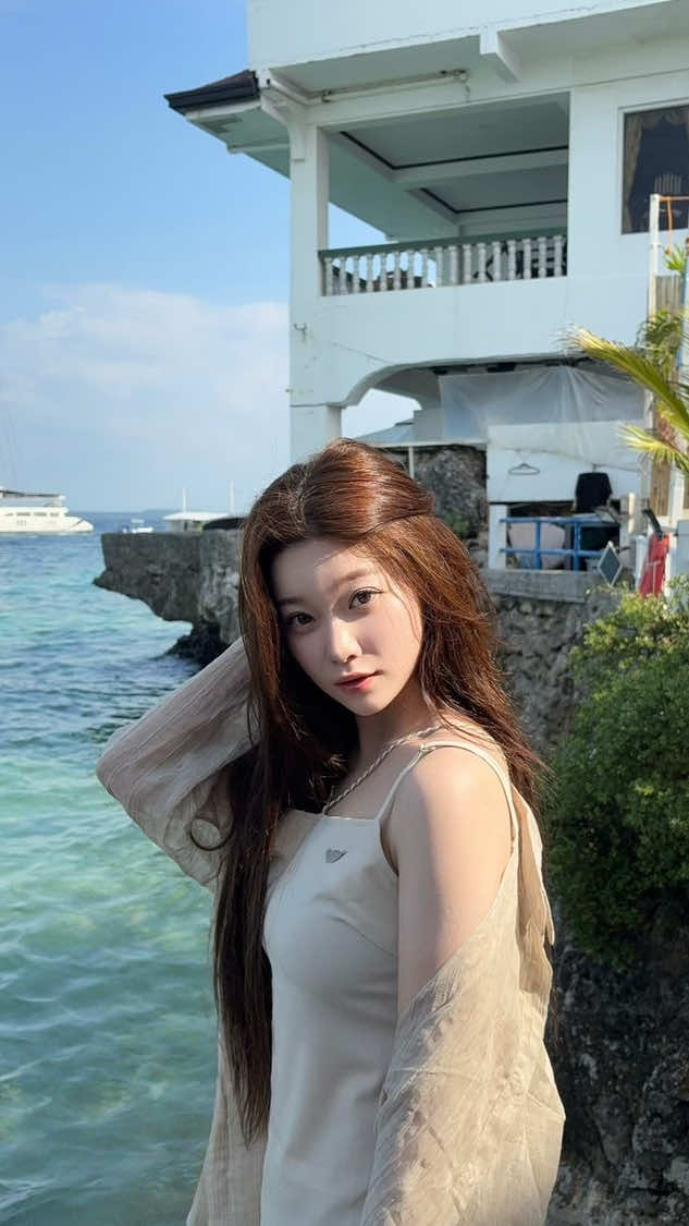 @「𝒞𝓁ℯ𝓂&rsquo; ୨୧」💜🩵