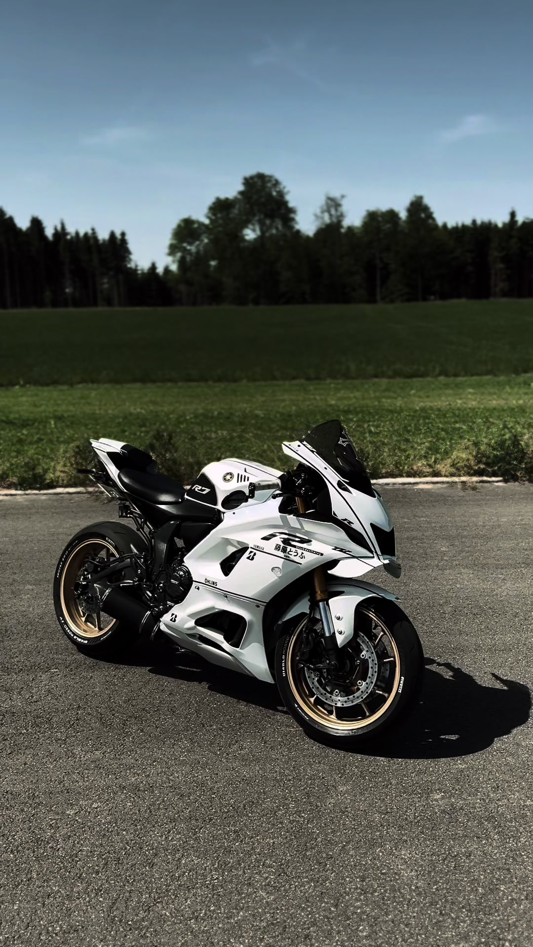 @white_r7_