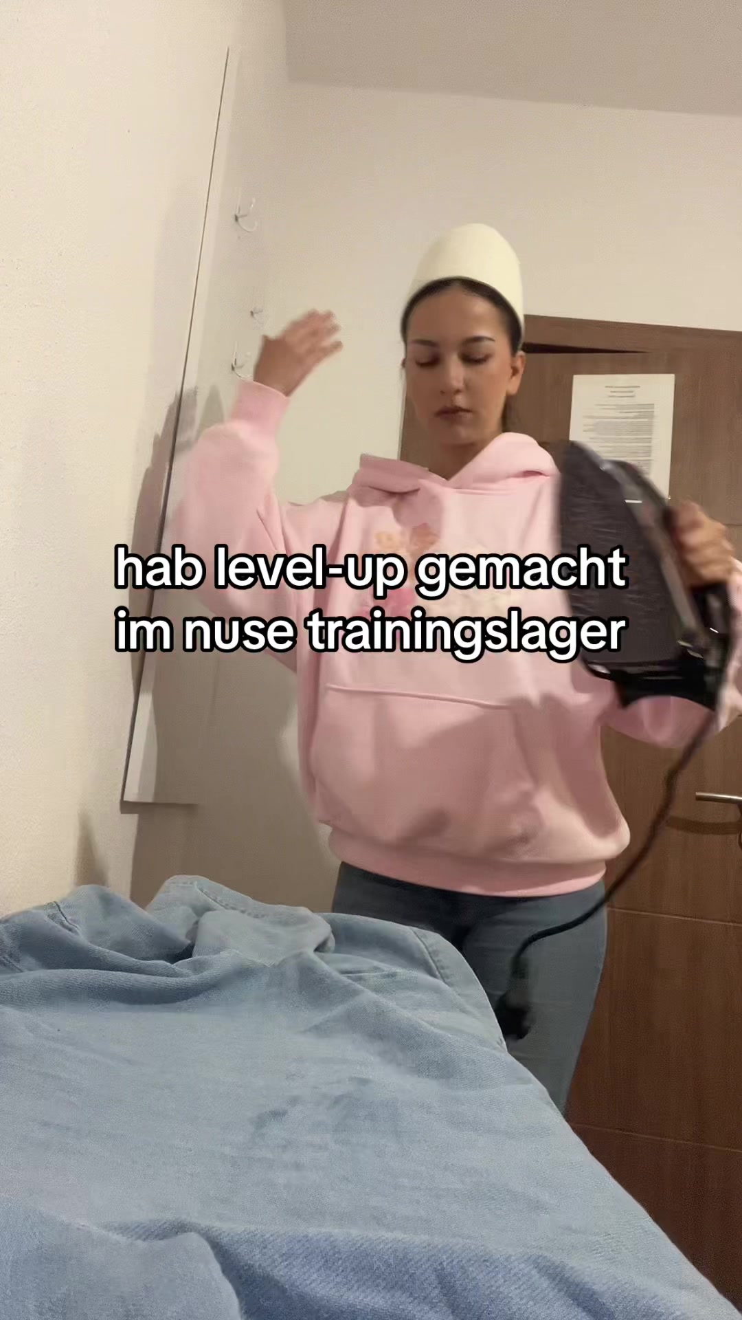 @Leona