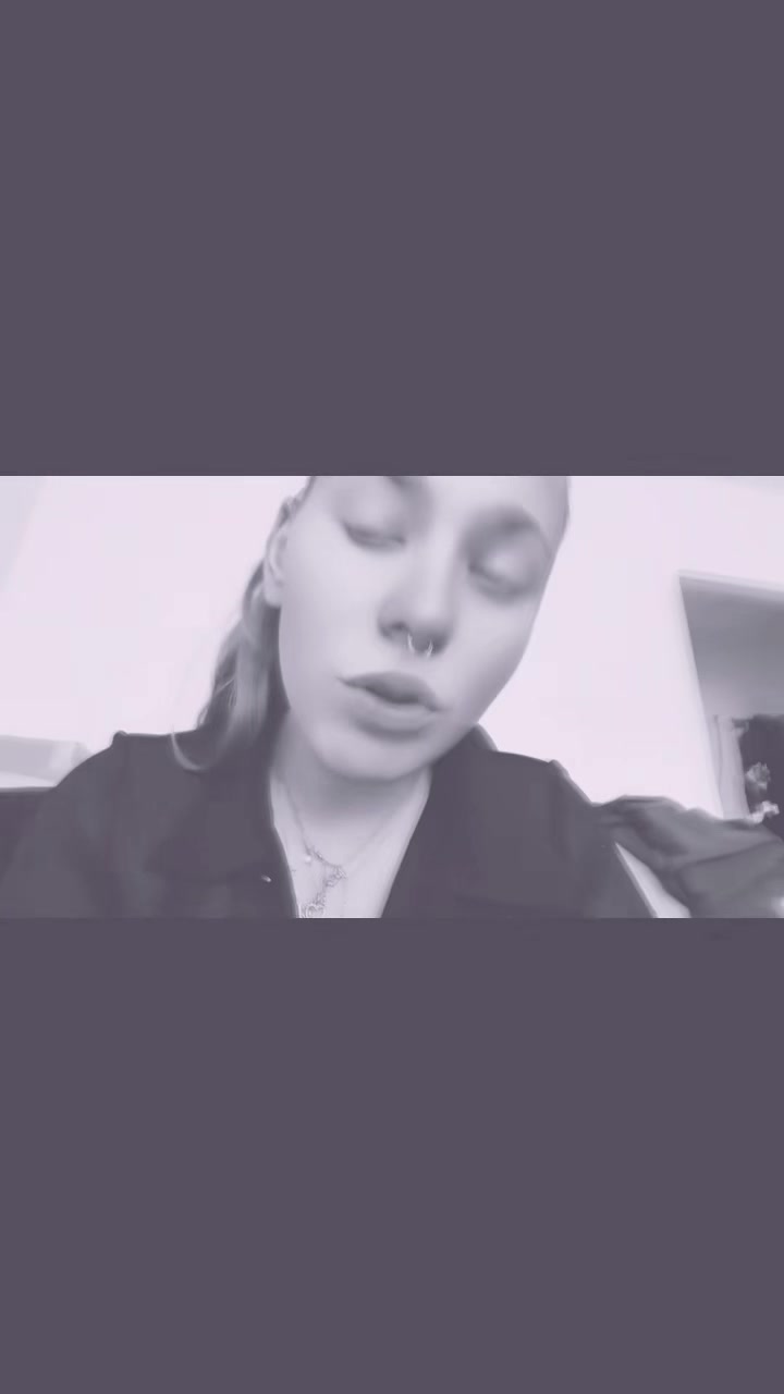 @Jenni⭐️