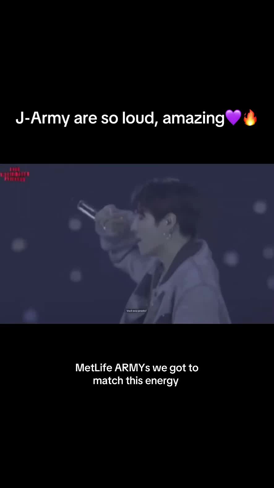 @moonchild⁷ i hi5 Jin😭💜