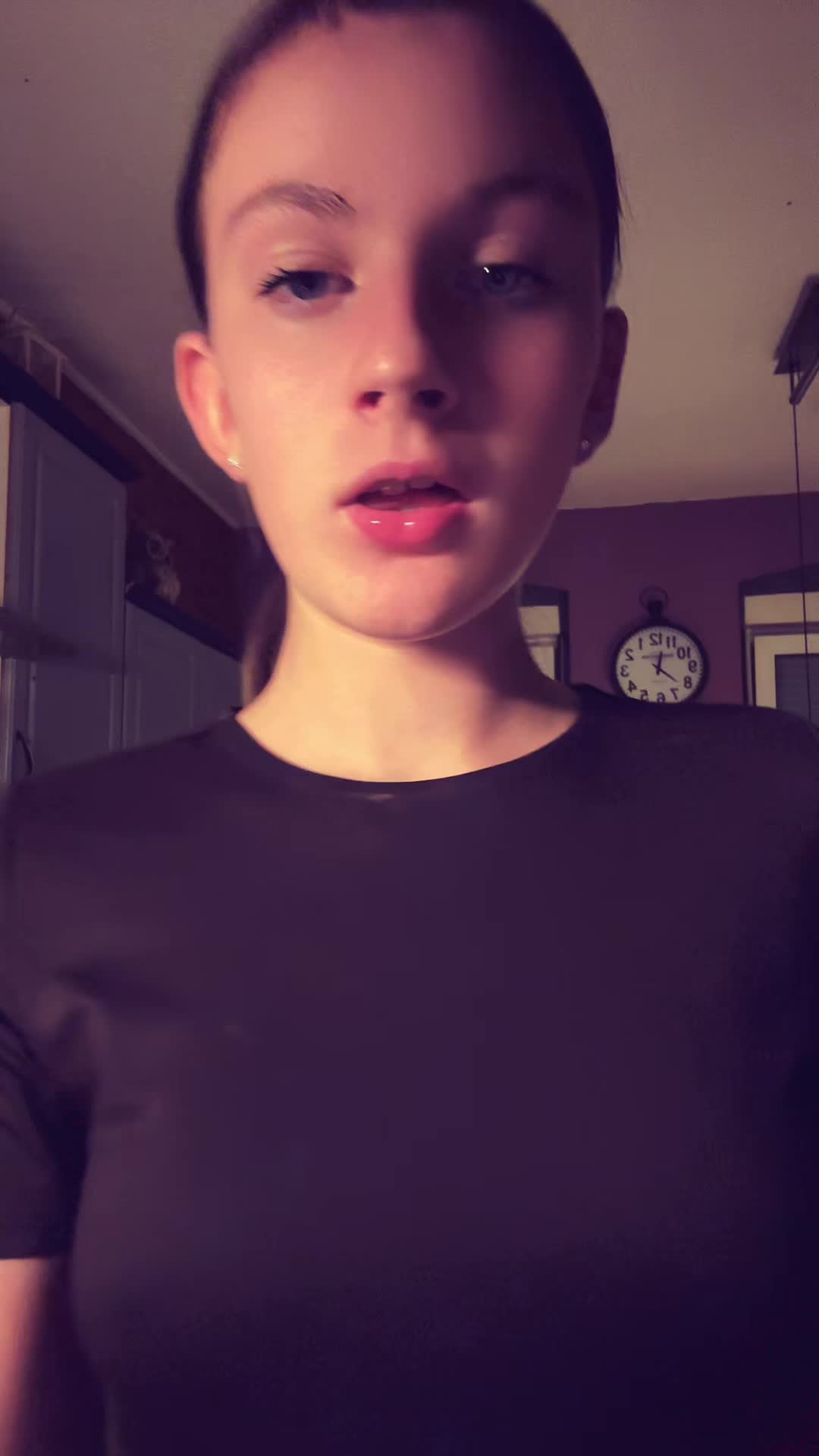 @…✨👀