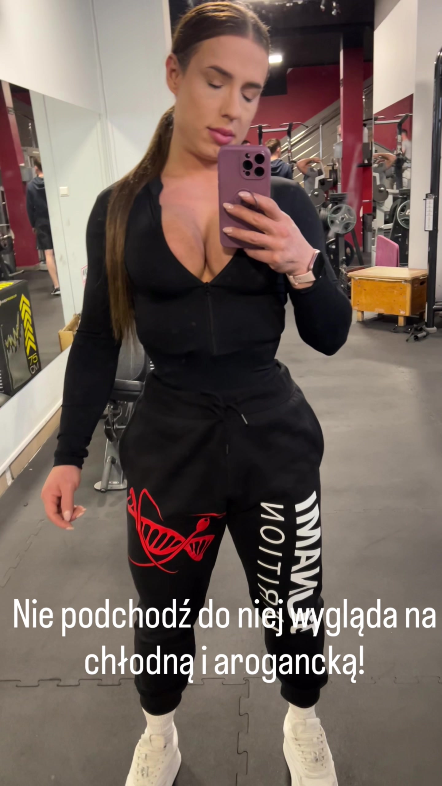 @extreme_woman