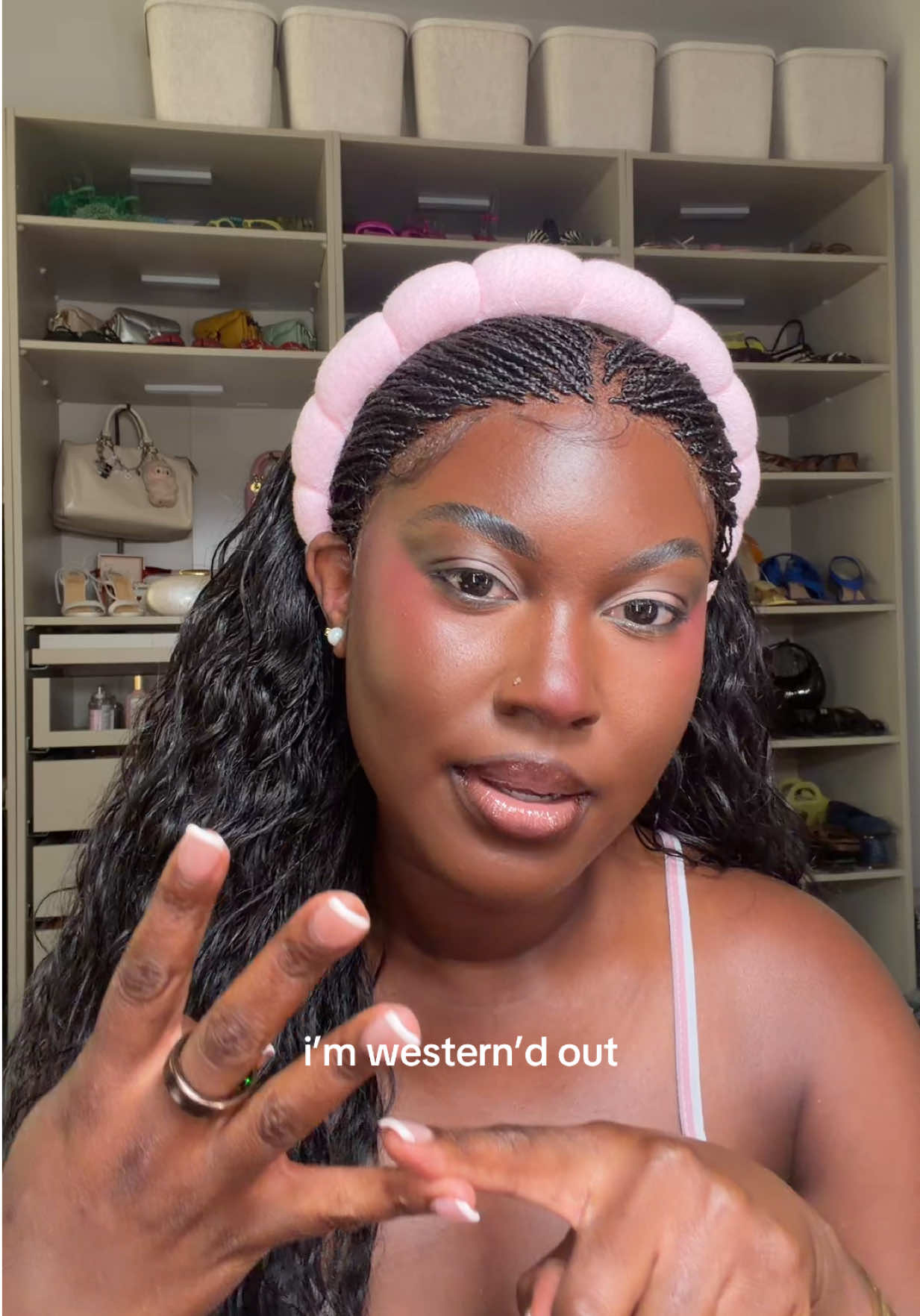 @sweetlikeoyin