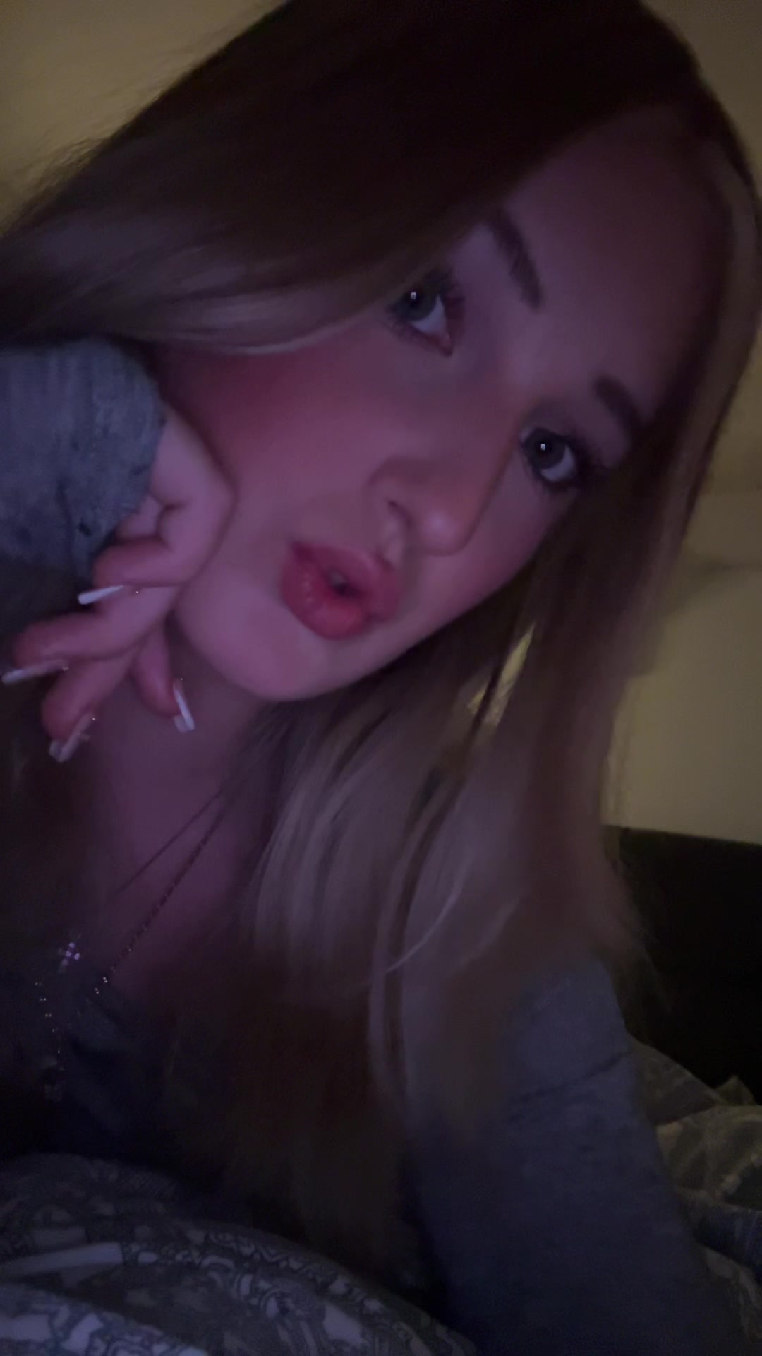 @bellaaa ๐ค