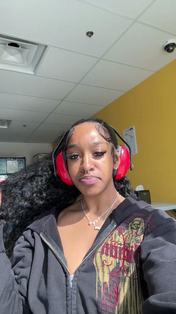 @Mua 😵&zwj;💫