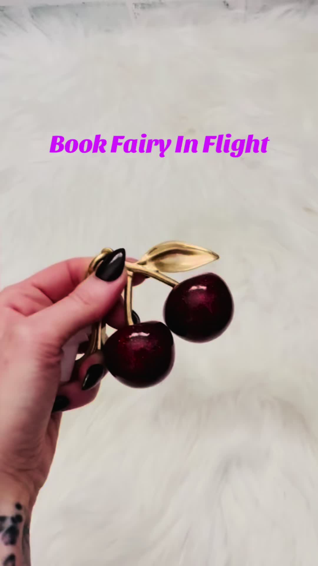 @MissPetiteBrunetteBookBlog