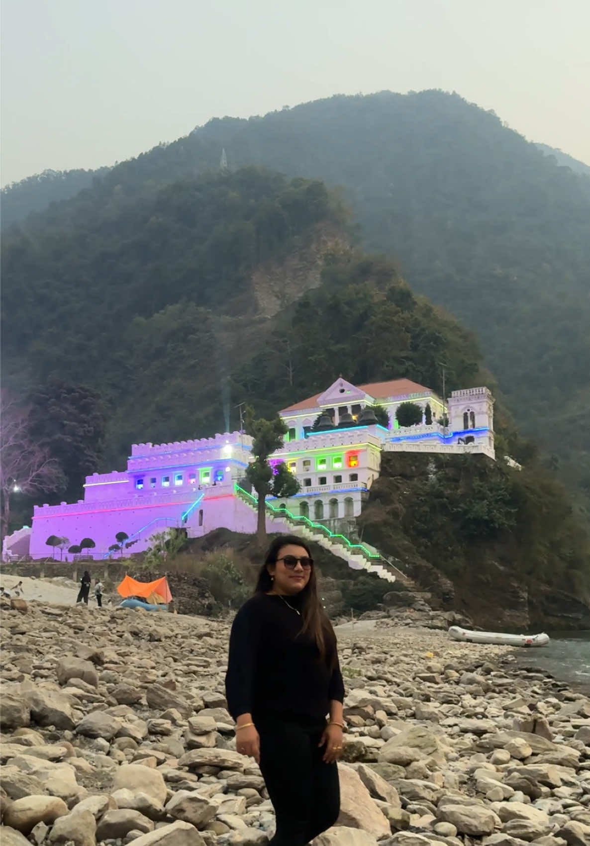 @.श्री.